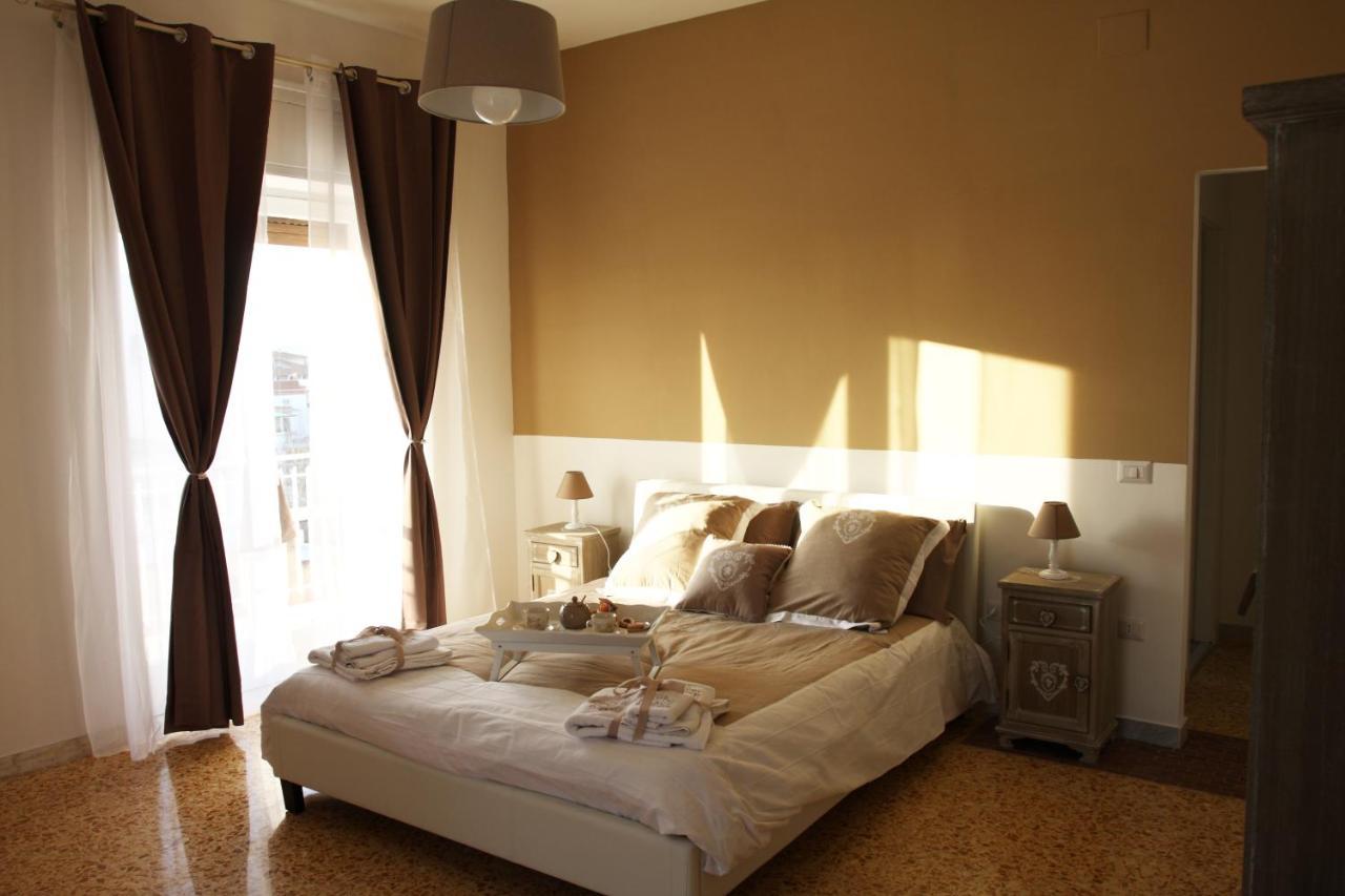 Pompei Palace B&B Екстериор снимка